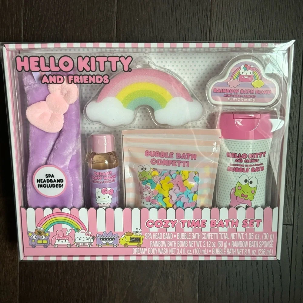 Hello Kitty and Friends Cozy Time Bath Set